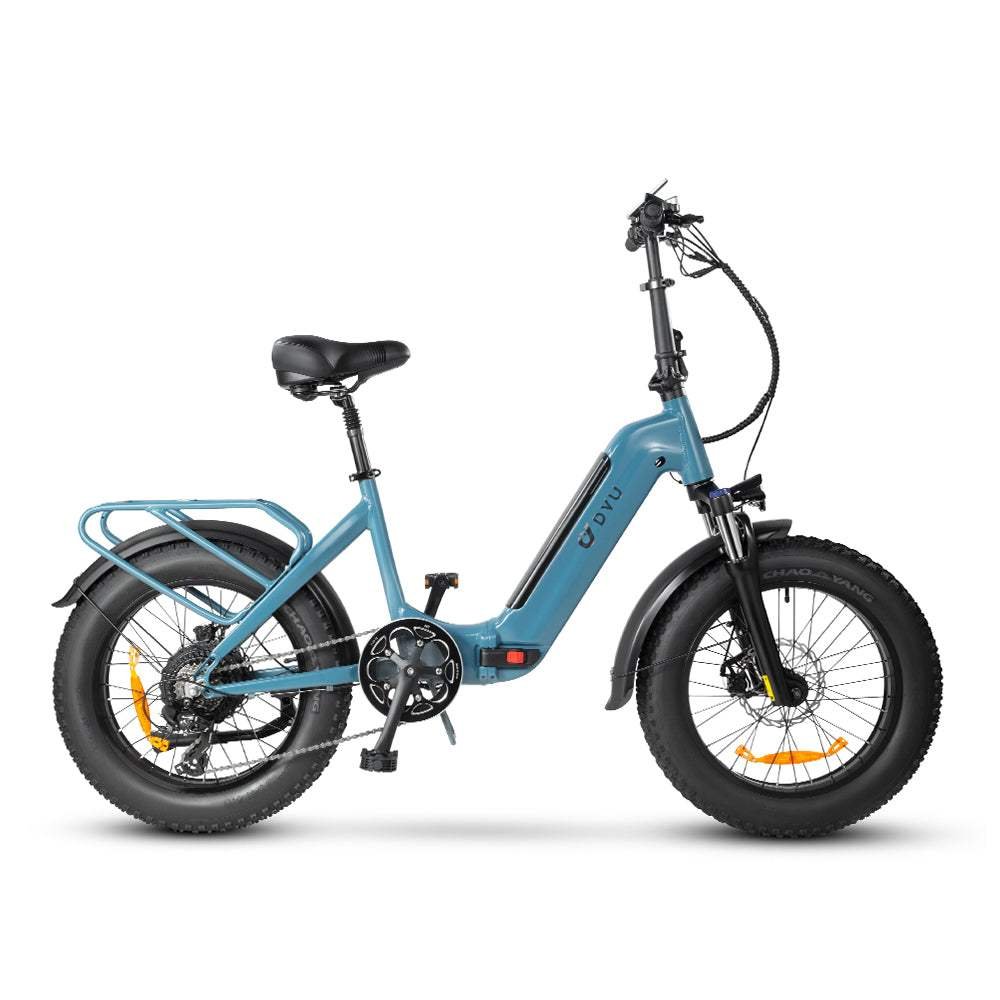 "Comparison of DYU D3F, DYU V8, and DYU FF500 electric bikes showcasing motor power, design, and battery capacity in 2024